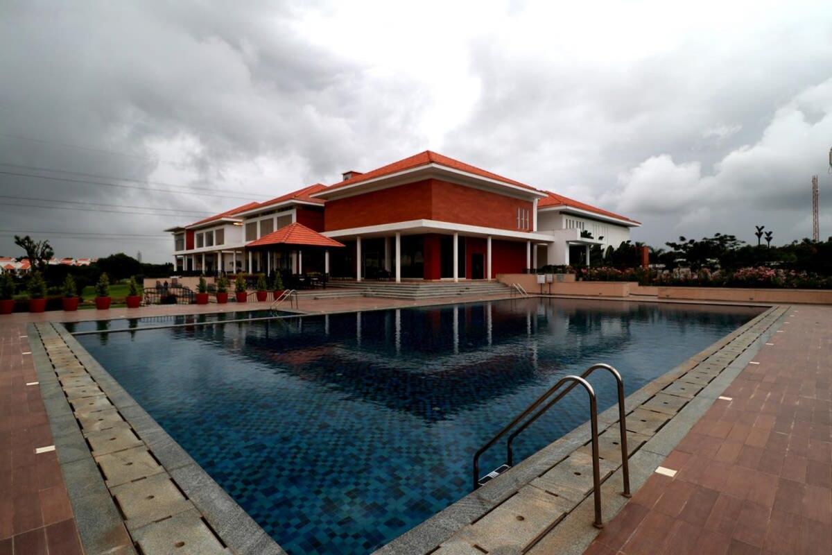 Welcome To Serenity-Luxury Villa At Prestige Augusta Golf Village Бангалор Екстериор снимка